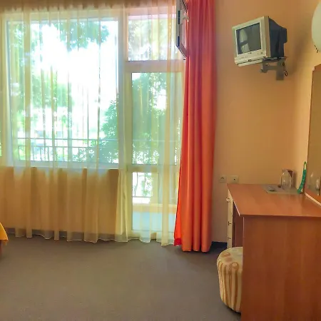 Guest house Family House Cherry Nesebar