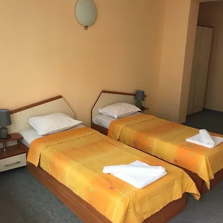 Guest house Family House Cherry Nesebar