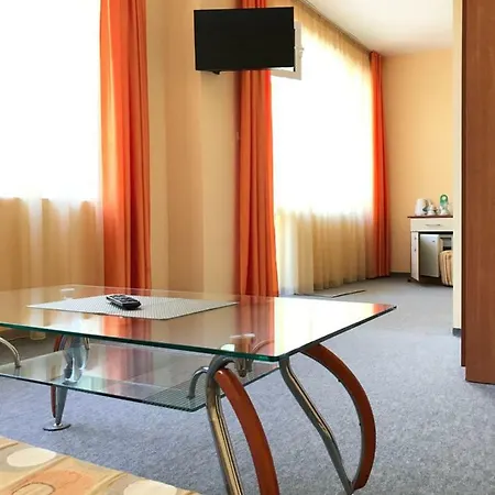 Guest house Family House Cherry
