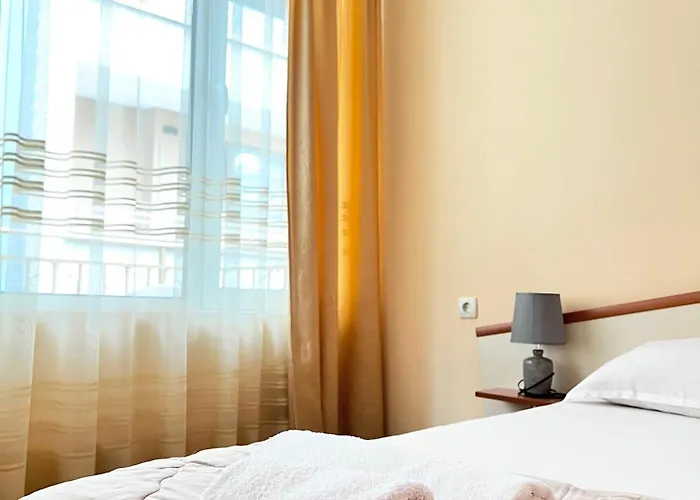 Konukevi Family House Cherry 3*