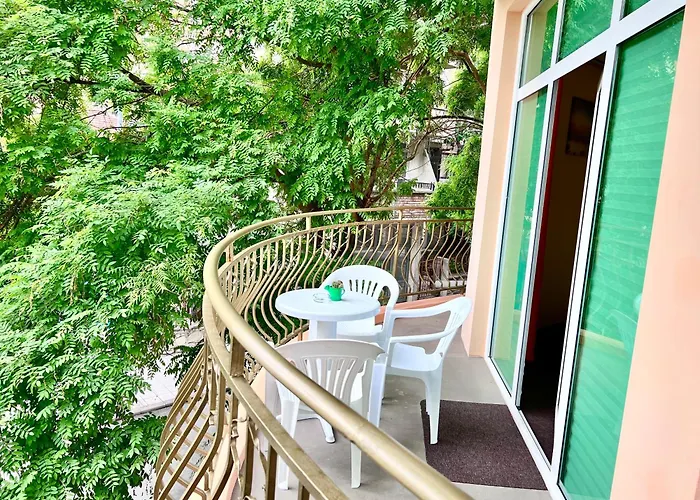 Family House Cherry Konukevi 3*